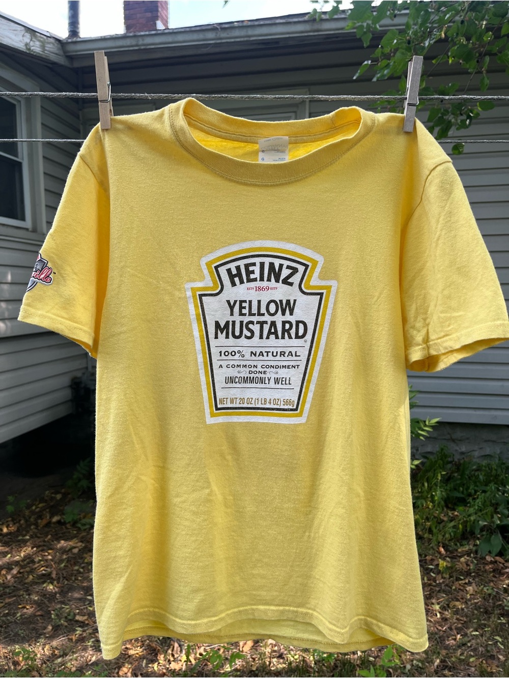 Vintage Heinz Yellow Mustard Kraft Hockeyville Graphic Tee S
